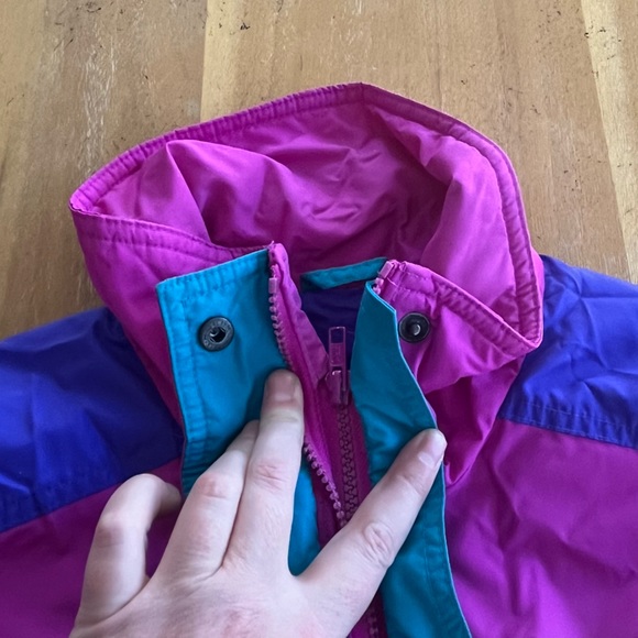 Vintage Women's 90s Columbia Powder Keg Ski Coat Bright Pink Purple Teal Small - Picture 13 of 16